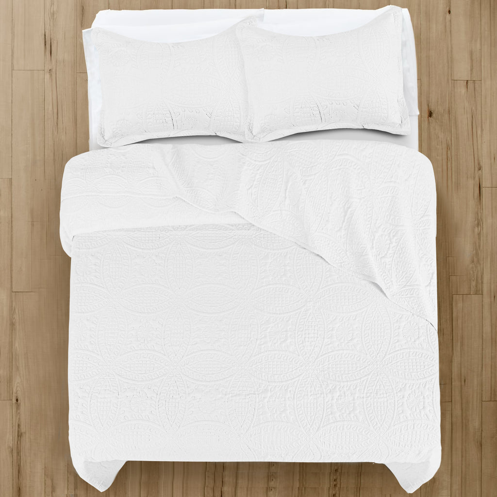 Coin Quilted Microfiber Bedspread