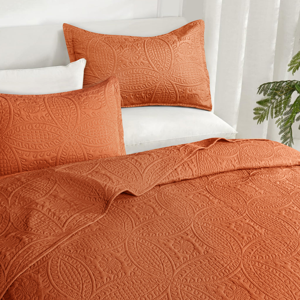 Coin Quilted Microfiber Bedspread