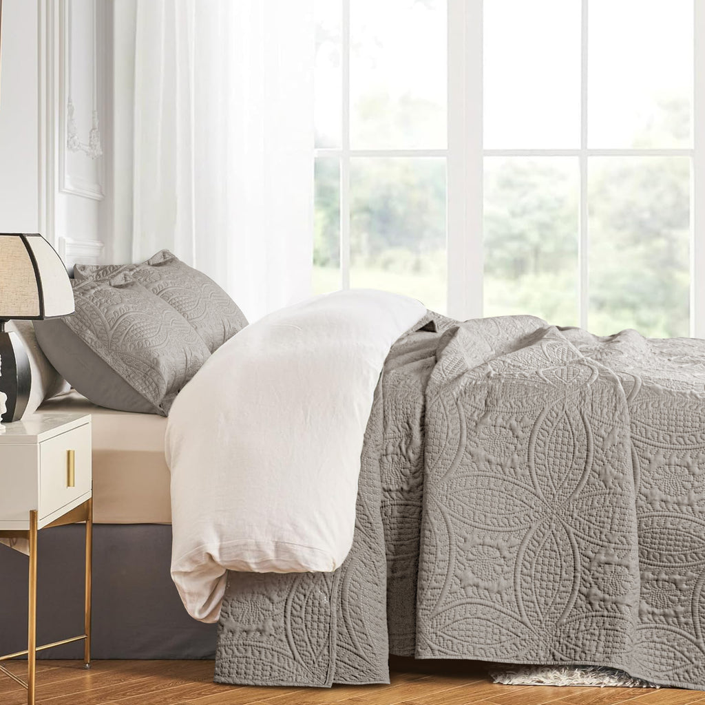 Coin Quilted Microfiber Bedspread