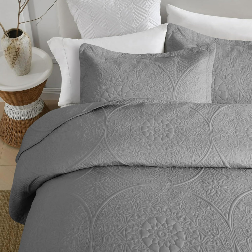 Twin Quilt Set - Lightweight Microfiber Twin Size Summer Bedspread - Modern Style Coin Pattern Soft Ultrasonic Coverlet Quilts Bedding Set for All Season, 2 Piece (1 Quilt, 1 Pillow Sham)