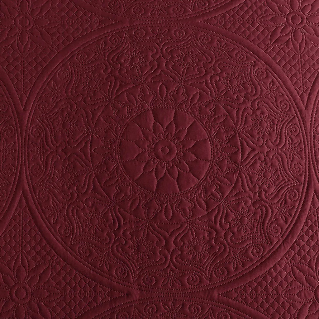 Floral Quilted Bedspread Set Burgundy