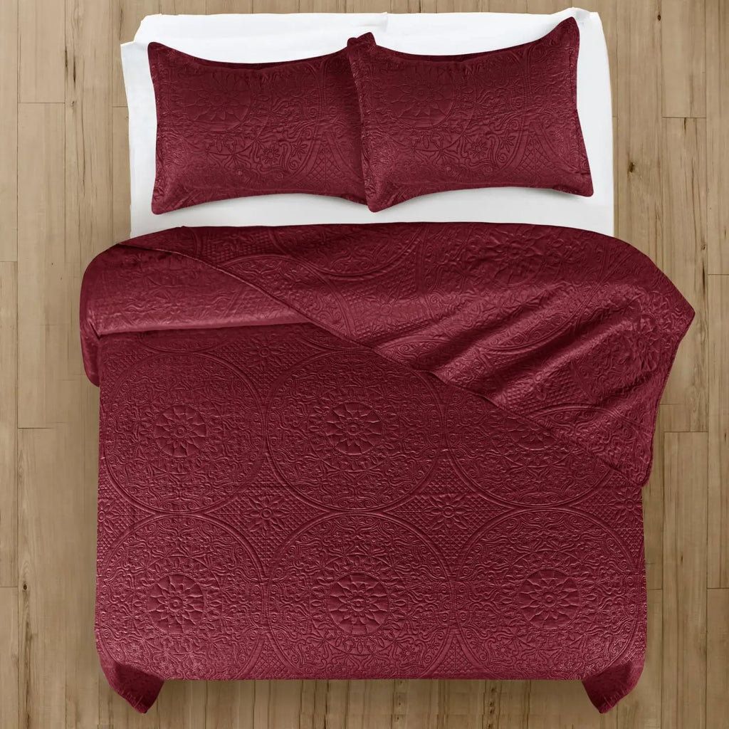 Floral Quilted Bedspread Set Burgundy
