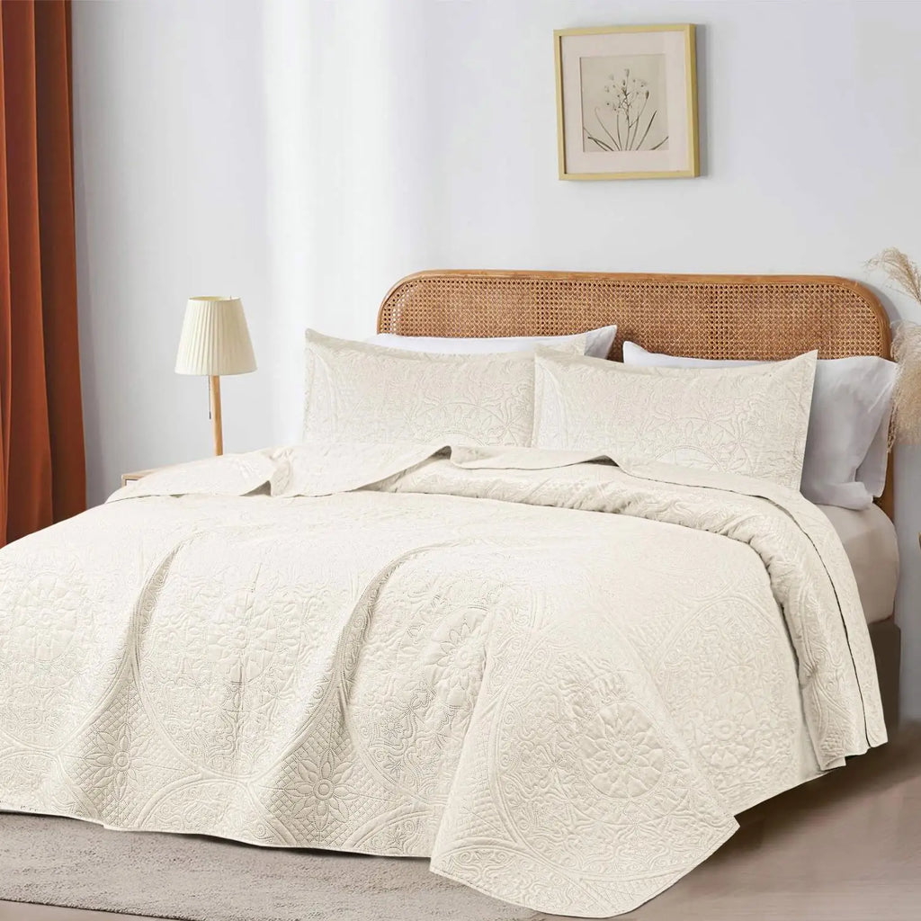 Floral Quilted Bedspread Set Cream