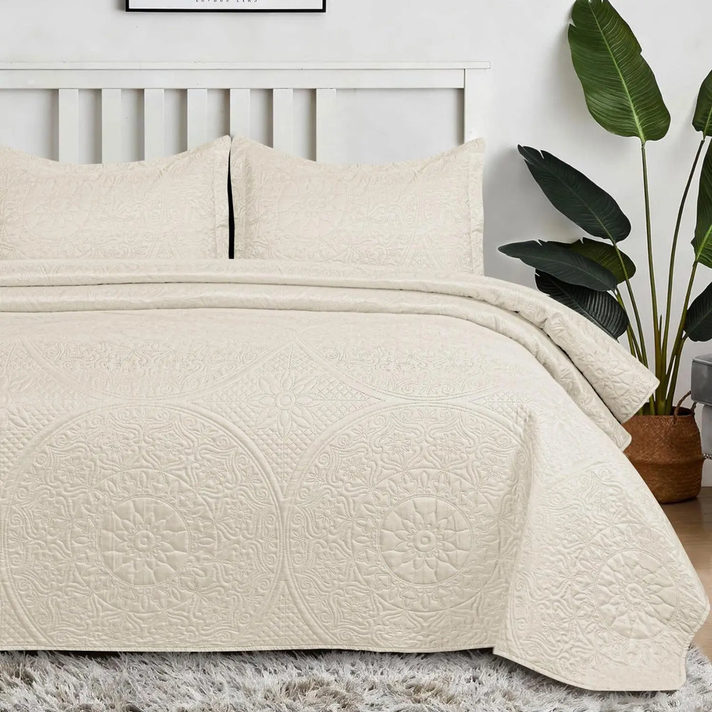 Floral Quilted Bedspread Set Cream