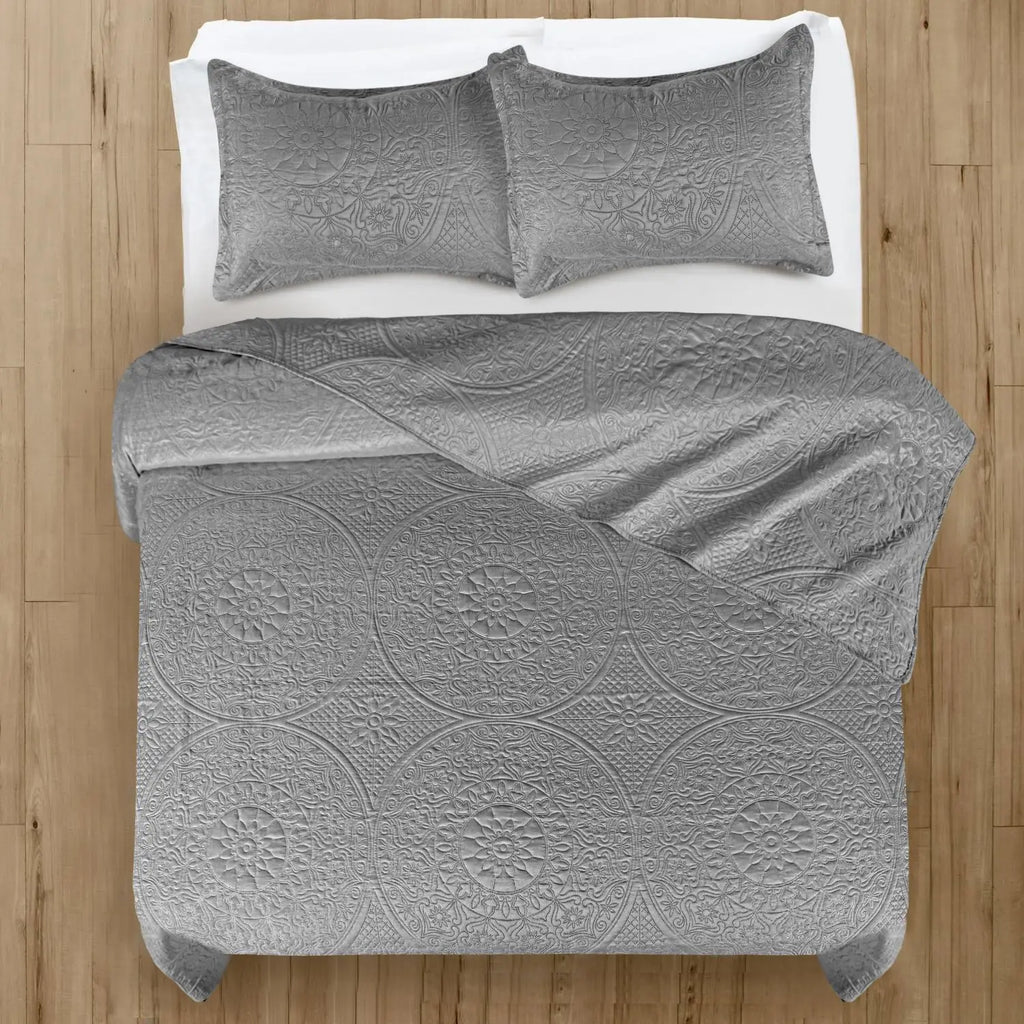 Floral Quilted Bedspread Set Grey
