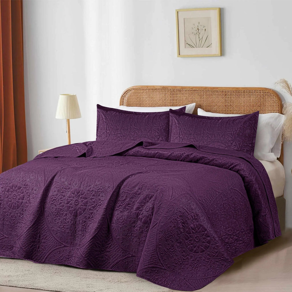 Floral Quilted Bedspread Set Plum