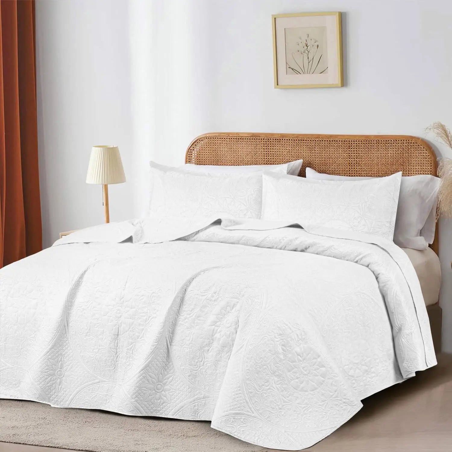 Floral Quilted Bedspread Set White