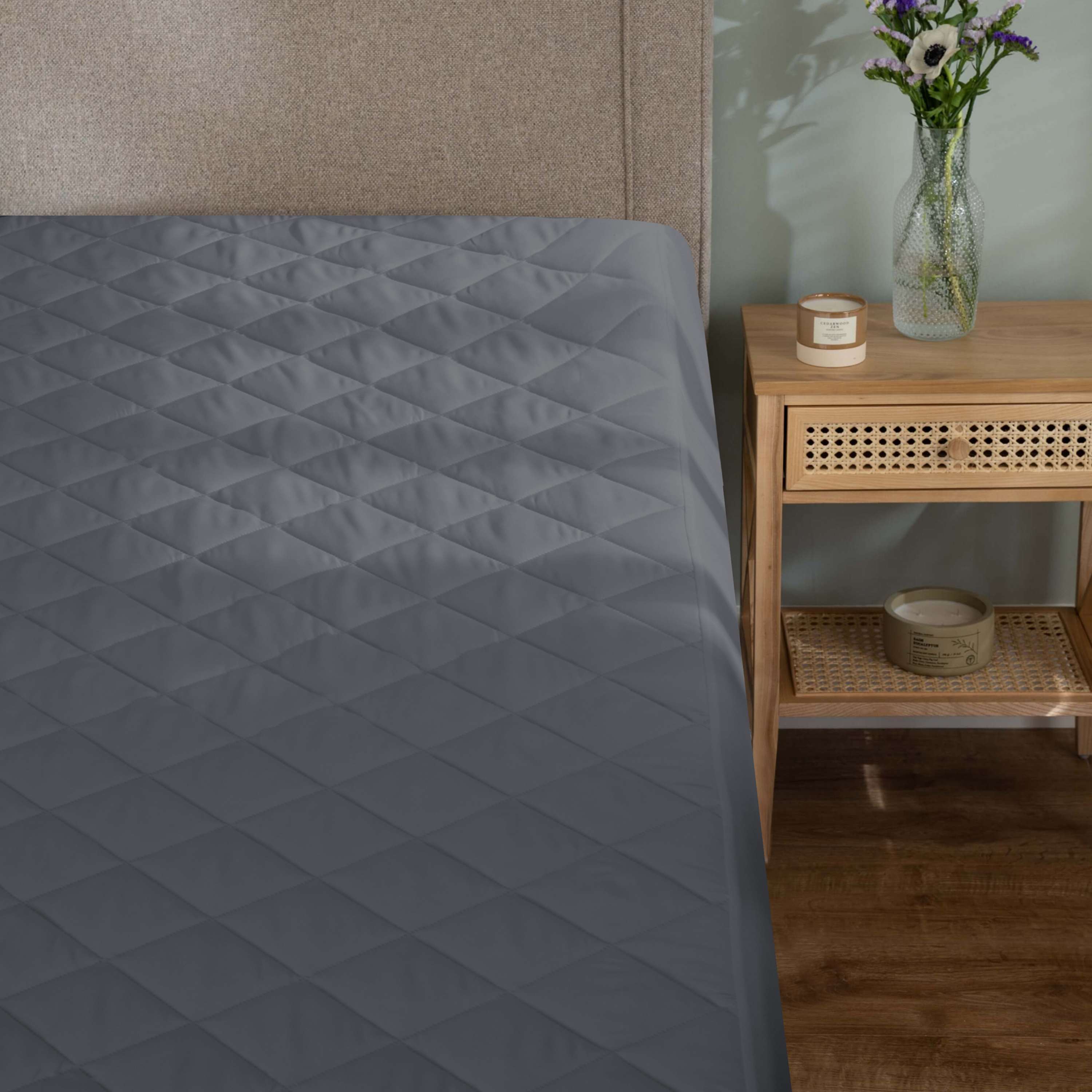 Deep Pocket Waterproof Mattress Pad