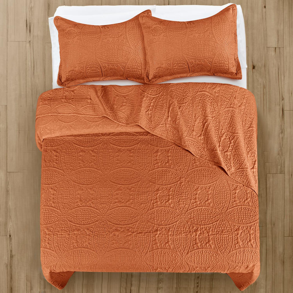 Coin Quilted Bedspread Set — Lightweight All-Season Coverlet with Pillow Shams