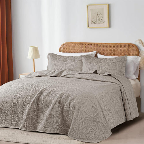 Coin Quilted Bedspread Set Beige