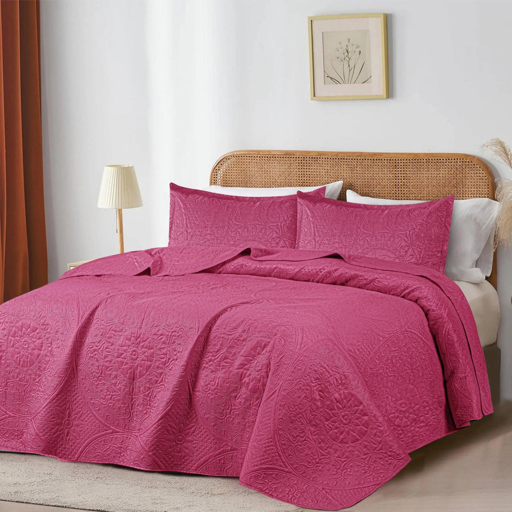 Floral Quilted Bedspread Set Pink